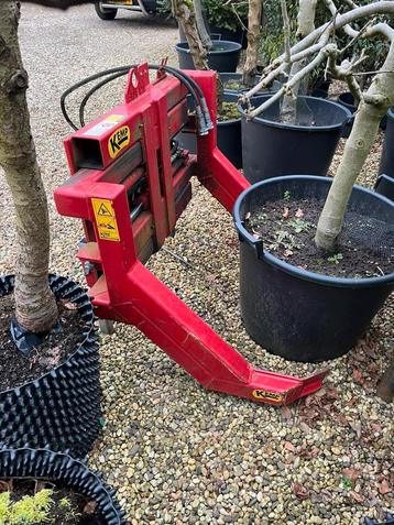 Kluitenklem knikmops 90 beschikbaar voor biedingen