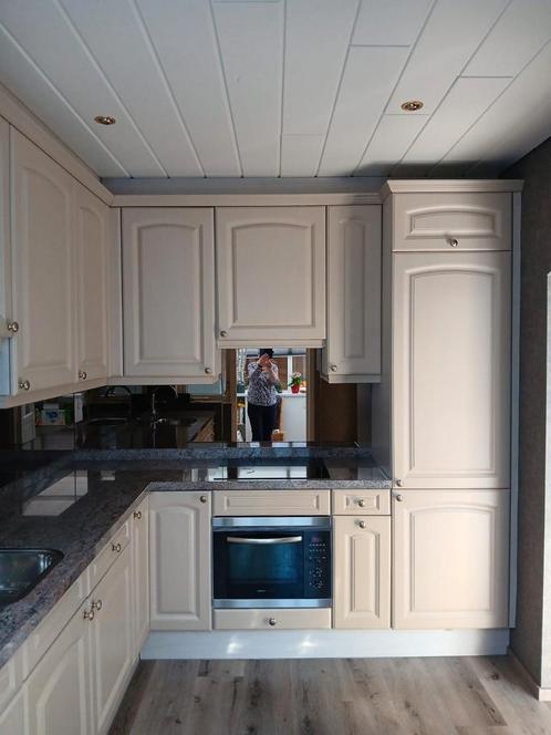 Complete keuken - graniet, Huis en Inrichting, Keuken | Complete keukens, Gebruikt, Graniet of Steen, Ophalen of Verzenden