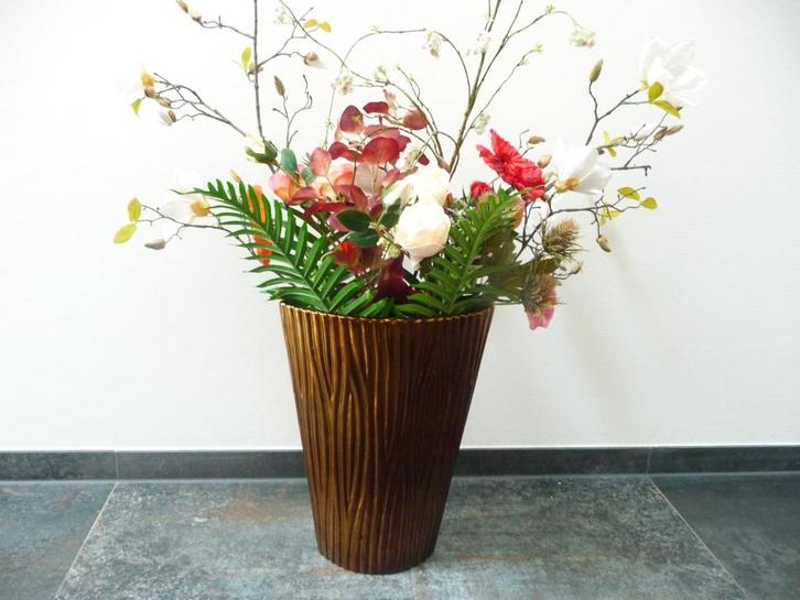 vaas goud/ brons, Huis en Inrichting, Woonaccessoires | Vazen, Zo goed als nieuw, Overige kleuren, 50 tot 75 cm, Aardewerk of Porselein