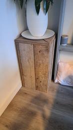 Steigerhouten sokkel, Ophalen, Gebruikt