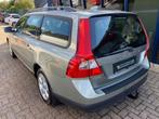 Volvo V70 2.5T Kinetic 200PK YOUNGTIMER, Auto's, Volvo, Stof, Gebruikt, Zwart, 2521 cc