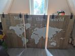 Houten "map of the world", Ophalen