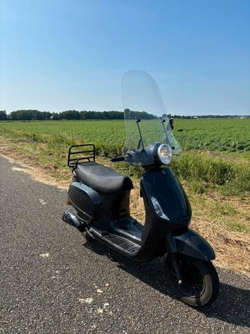 Scooter beschikbaar voor biedingen