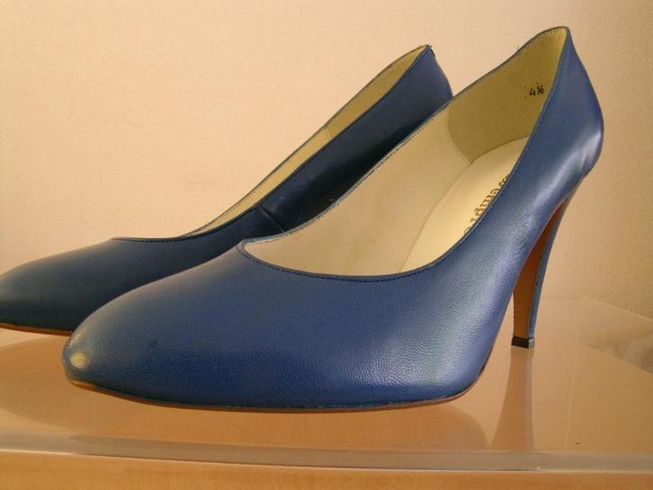 Studio Empress vintage highheels/naaldhak pump mt 37½, Kleding | Dames, Schoenen, Zo goed als nieuw, Blauw, Ophalen of Verzenden