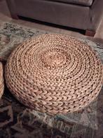 Rotan voetenbank/poef, Ophalen, Riet of Rotan, Zo goed als nieuw, 50 tot 75 cm