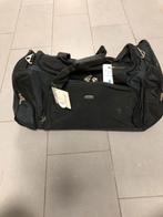 Sporttas / reistas, Wieltjes, 30 cm of meer, Zwart, Ophalen of Verzenden