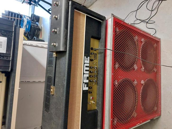 Gitaar versterker buizen, Muziek en Instrumenten, Snaarinstrumenten | Gitaren | Bas, Zo goed als nieuw, Elektrisch, 6-snarig, Ophalen