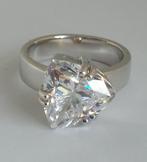 Zilveren ring met driehoekige zirkonia 925 zilver maat 16,6, Met kristal, Ophalen of Verzenden, Kleiner dan 17, Zilver