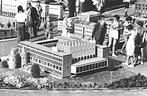 901446	Den Haag	Madurodam	1958 Wederopbouw Provinciehuis Arn, Verzamelen, Ophalen of Verzenden, 1940 tot 1960, Gelopen, Zuid-Holland