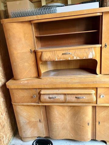 Antiek Franse kast servieskast brocante buffet vintage beschikbaar voor biedingen