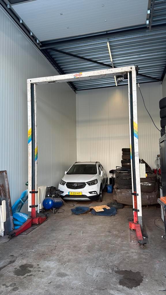 2 koloms istobal hefbrug 2500kg, Auto diversen, Autogereedschap, Gebruikt, Ophalen