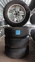 Winterbandenset Suzuki Vitara 2015-/Toyota RAV 2005-2016, Ophalen, Gebruikt, Banden en Velgen, 17 inch