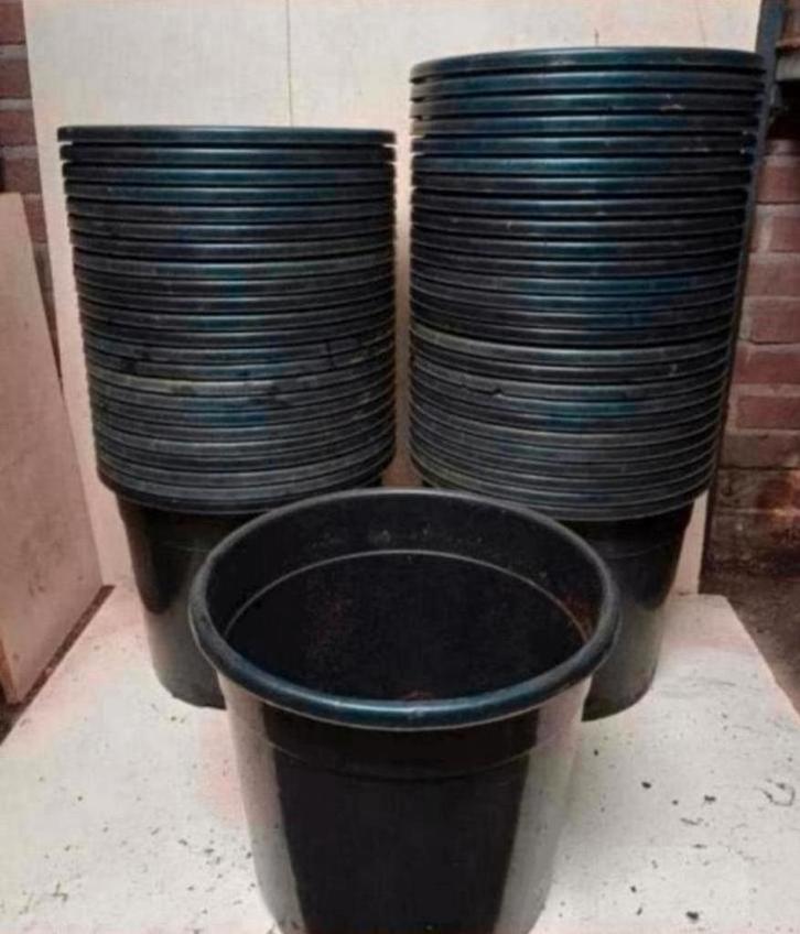 Containers 20 liter, Tuin en Terras, Bloembakken en Plantenbakken, Gebruikt, Kunststof, Minder dan 30 cm, Rond, Ophalen of Verzenden