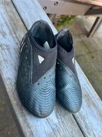 Adidas voetbalschoenen maat 30, Sport en Fitness, Voetbal, Ophalen, Gebruikt, Maat XS of kleiner, Schoenen