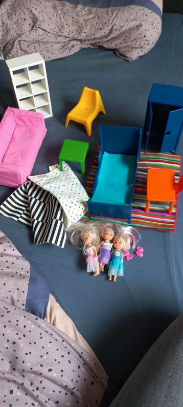 Ikea huset poppenhuis meubels 2 sets beschikbaar voor biedingen