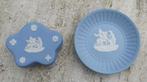 Wedgwood  Jasperware Blue Embossed Cameo, Ophalen of Verzenden