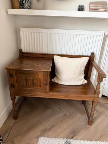 Vintage houten telefoontafel / haltafel met kastje beschikbaar voor biedingen
