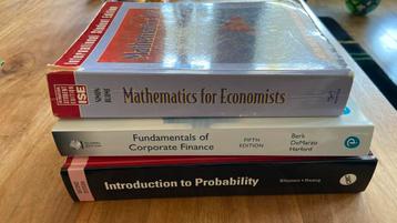 Economitrics studieboeken  beschikbaar voor biedingen