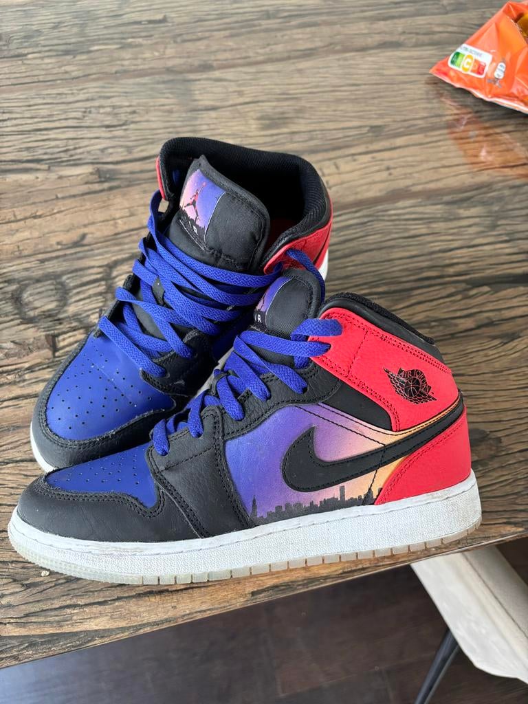 Jordan 1 Mid Skyline - Gedragen maat 40, Overige kleuren, Ophalen of Verzenden, Sneakers of Gympen, Gedragen