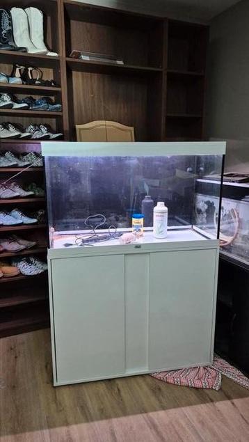 Aquatlantis 100 cm aquarium met led en kast beschikbaar voor biedingen