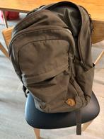 Fjallraven Raven 28L Dark Olive, Ophalen, Gebruikt, 25 tot 40 cm