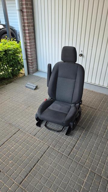 Ford Transit/Custom bestuurdersstoel-verstelbare-Isofix-2015 beschikbaar voor biedingen