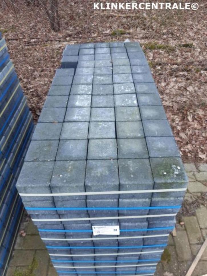 OPRUIMING b-keus restanten Basicstone Halve bss 10,5x10,5x8c, Tuin en Terras, Tegels en Klinkers, Nieuw, Klinkers, Beton, 10 m² of meer