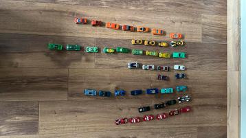 Hot Wheels auto’s (42) beschikbaar voor biedingen
