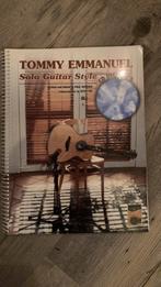 Tommy Emmanuel Solo Guitar Style, Muziek en Instrumenten, Bladmuziek, Les of Cursus, Ophalen of Verzenden, Zo goed als nieuw