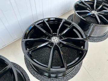 19'' ORI VW Golf 7R GTI Pretoria 5G0601025 Velgen SET ZWART beschikbaar voor biedingen