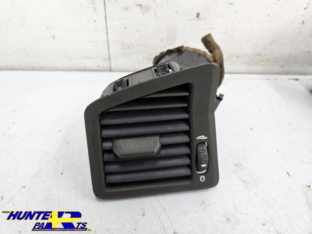 Luchtrooster dashboard grijs Volvo V70 II ('00-'08) 3409373, Gebruikt, Ophalen of Verzenden, Volvo, Volvo