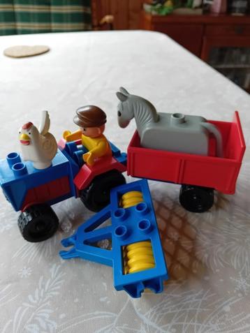 DUPLO Boeren met trekker en dieren beschikbaar voor biedingen