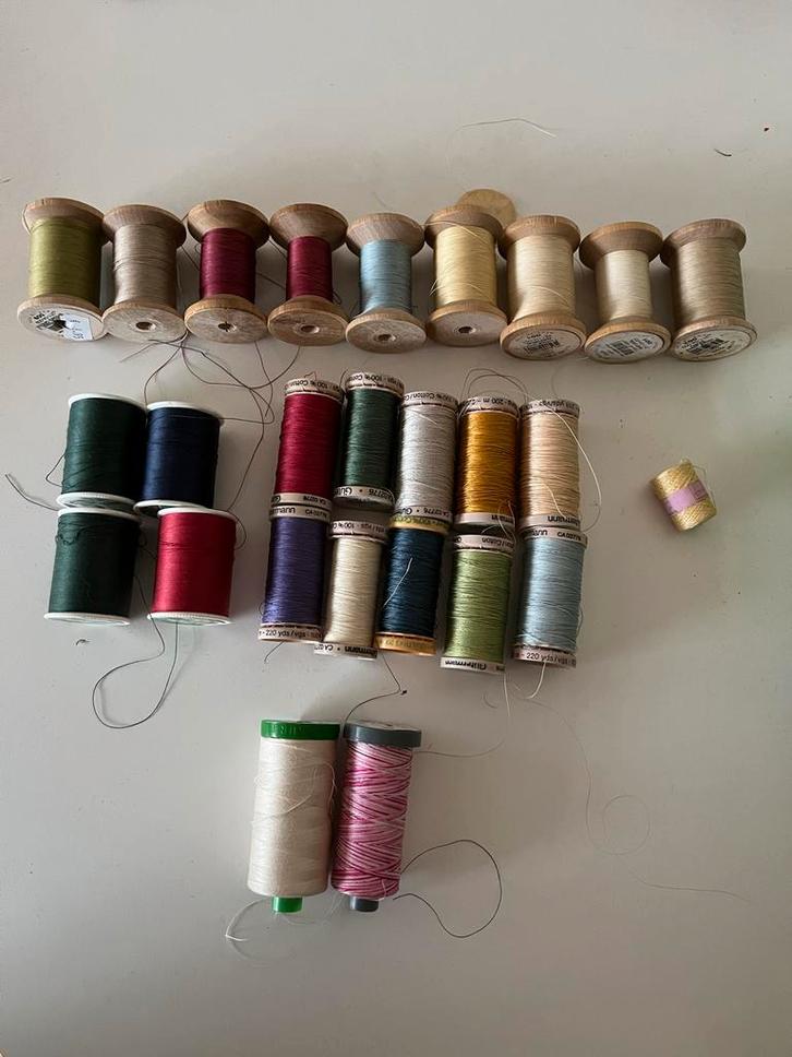 Quiltgaren set: Gutermann, Yli, Aurifil, Coats&Clark, Hobby en Vrije tijd, Naaien en Fournituren, Gebruikt, Garen of Naald(en)