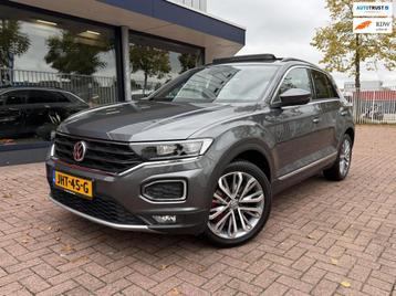 Volkswagen T-ROC 1.5 TSI Sport | DSG | PANO | LED | Carplay beschikbaar voor biedingen