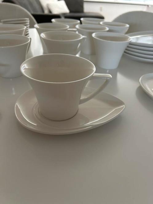 Theekopjes, gebaksbordjes Set van 9 stuks per soort, Huis en Inrichting, Keuken | Servies, Bord(en), Overige stijlen, Ophalen of Verzenden