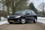 Peugeot 206 1.6 3D 122.XXX km, Auto's, Stof, 40 €/maand, 4 cilinders, Zwart