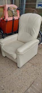 GRATIS Relax fauteuil, electrisch bedienbaar, Ophalen, Gebruikt, Leer