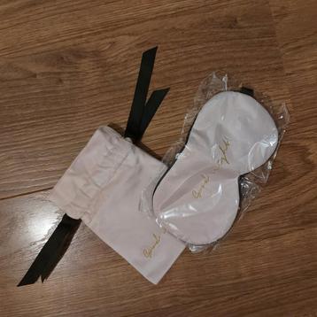 slaap masker fluweel beschikbaar voor biedingen