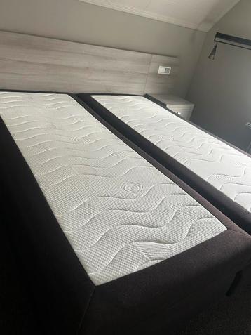 Elektrisch verstelbare boxspring Eastborn beschikbaar voor biedingen