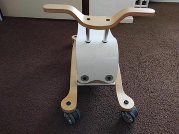 Wishbone Flip 2-in-1 Grote Rijauto & Schommelpaard beschikbaar voor biedingen