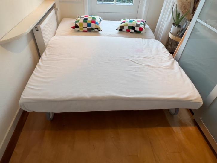 Ikea/PS 2-zits slaapbank, Huis en Inrichting, Slaapkamer | Slaapbanken, Gebruikt, 160 cm, 200 cm, Tweepersoons, Crème, Ophalen