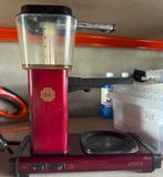 DE moccamaster rood zonder filter en kan, Witgoed en Apparatuur, Ophalen, Gebruikt, 10 kopjes of meer, Koffiemachine