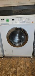 Miele Softcare wasmachine met garantie, Ophalen, Minder dan 85 cm, Zo goed als nieuw, 1200 tot 1600 toeren
