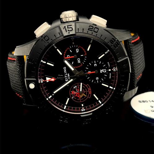 BREITLING AVENGER B01 “ DUST DEVILS”, Sieraden, Tassen en Uiterlijk, Horloges | Heren, Zo goed als nieuw, Breitling, Staal, Ophalen of Verzenden