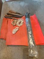 Gratis Windscherm incl stokken, haringen en scheerlijnen, Ophalen, Zo goed als nieuw