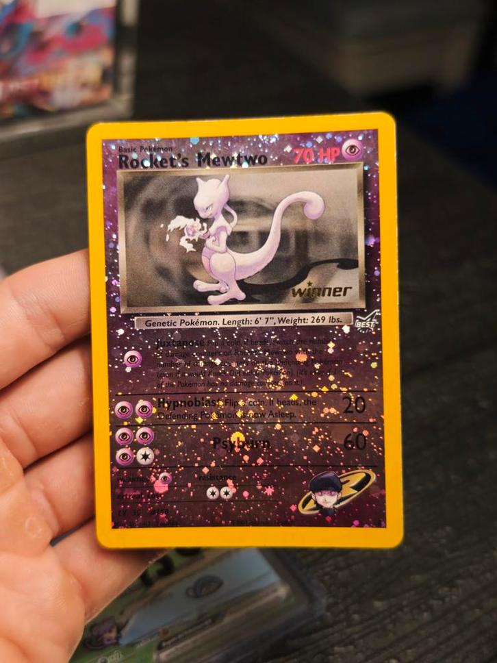🏆 Winner Rocket's Mewtwo 8, Hobby en Vrije tijd, Verzamelkaartspellen | Pokémon, Zo goed als nieuw, Ophalen of Verzenden