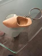 sleutelhanger houten klomp, Ophalen of Verzenden, Zo goed als nieuw