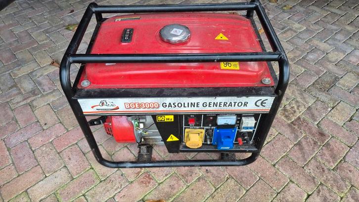 3kw aggregaat 230volt, Doe-het-zelf en Verbouw, Aggregaten, Gebruikt, Benzine, Minder dan 5 kVA, Ophalen