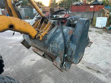 Knikmops 180/250 mixerbak hydraulisch beschikbaar voor biedingen