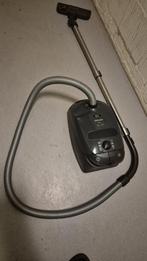Miele stofzuiger te koop 1800 watt, Witgoed en Apparatuur, Stofzuigers, Ophalen, Zo goed als nieuw, 1200 tot 1600 watt